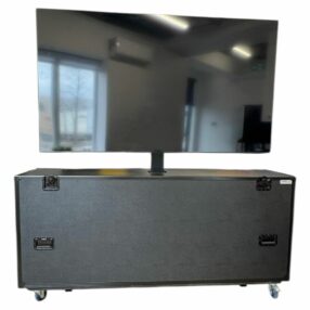 TV case with integrated lift system