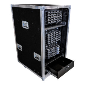 Coffre pour matériel audio de traduction simultanée