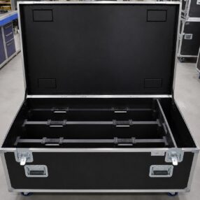 Custom ATA Flight Case for 3x Chauvet COLORado PXL Curve 12