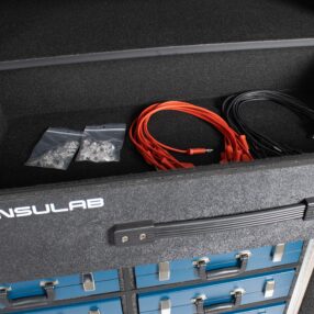 Coffre de transport sur mesure pour équipements et appareils électroniques